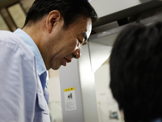 製造部（加工）の匠　仕事の様子